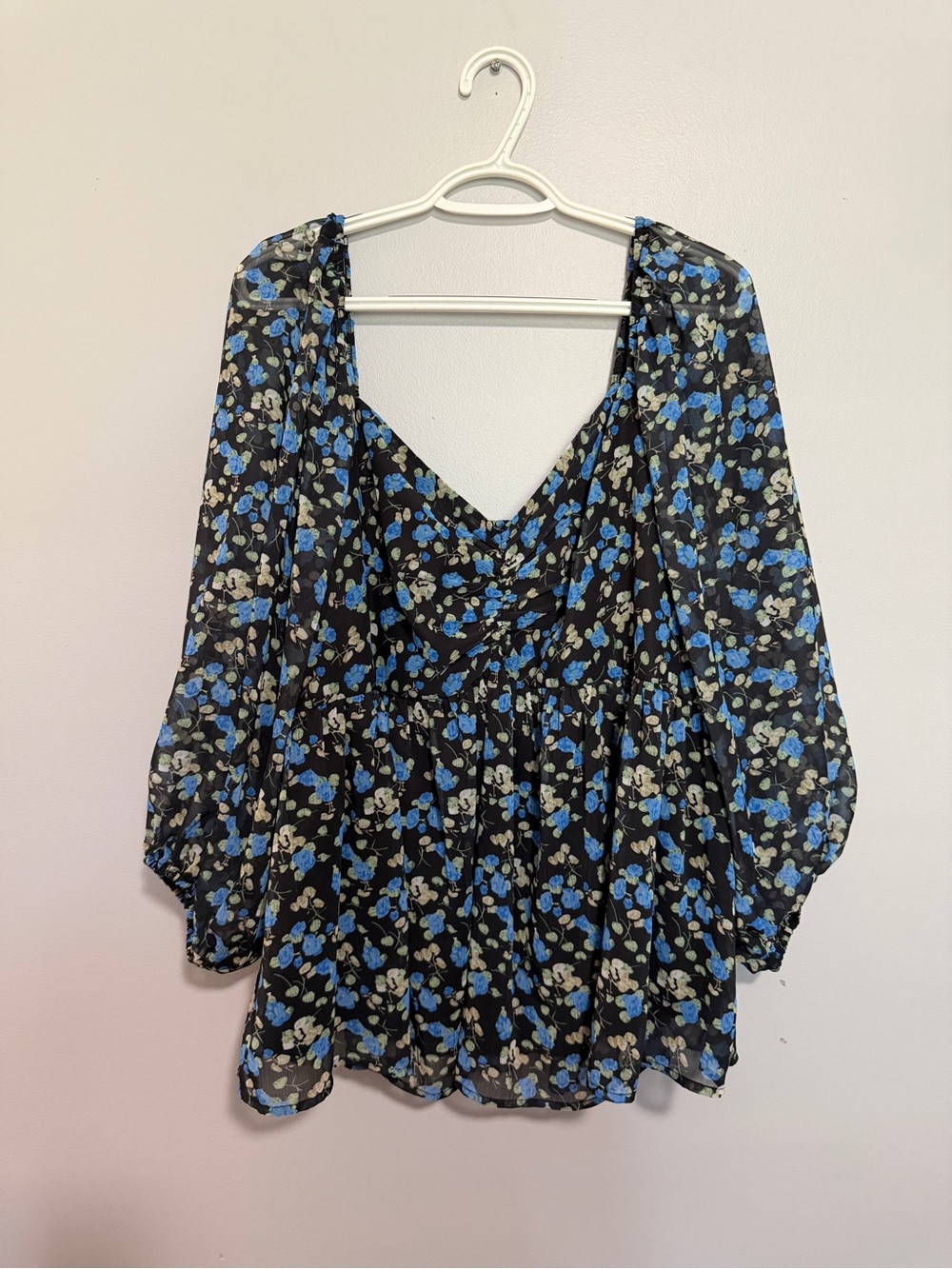 Arula Floral Top Size 2X